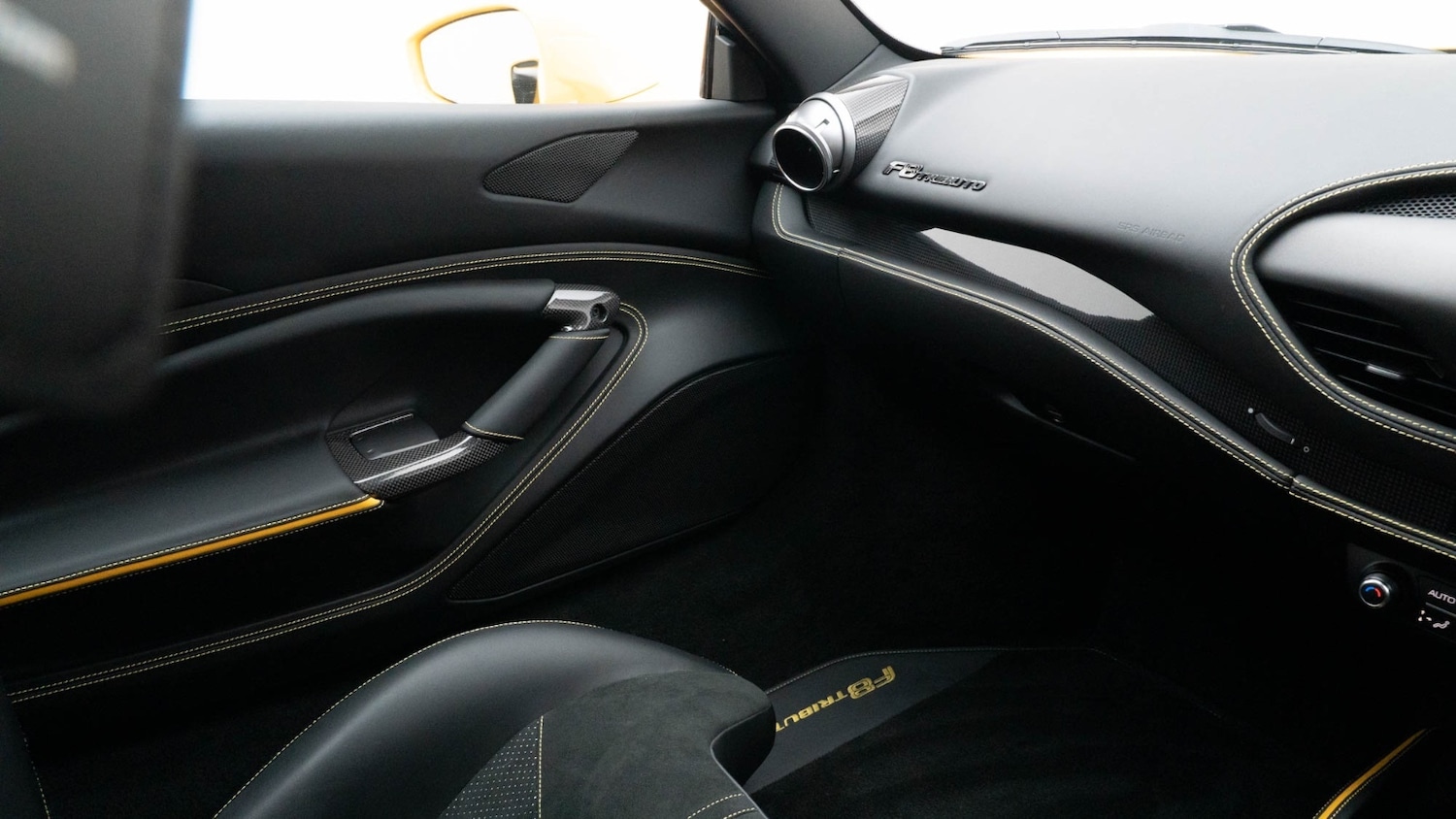 Used Ferrari F8 Spider 2020 for sale - 76208956: Photo 20