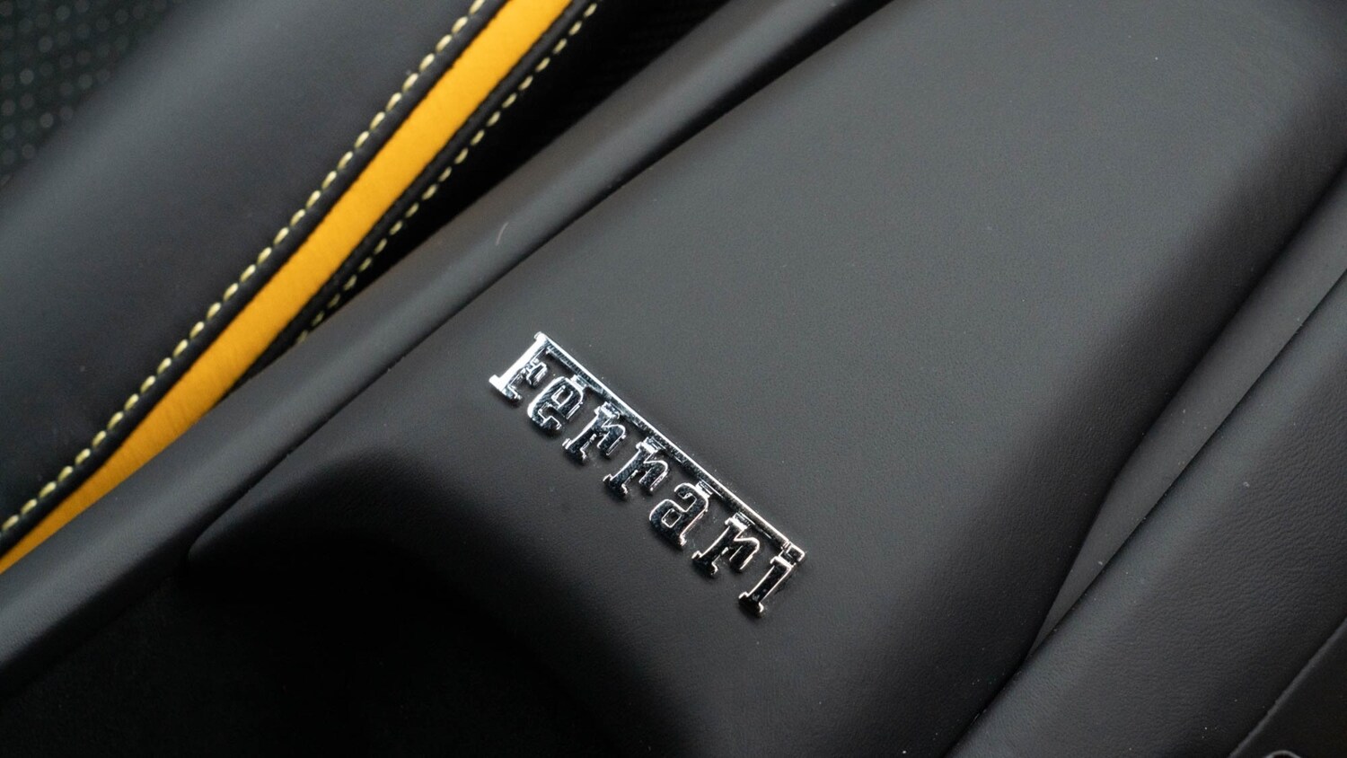 Used Ferrari F8 Spider 2020 for sale - 76208956: Photo 23