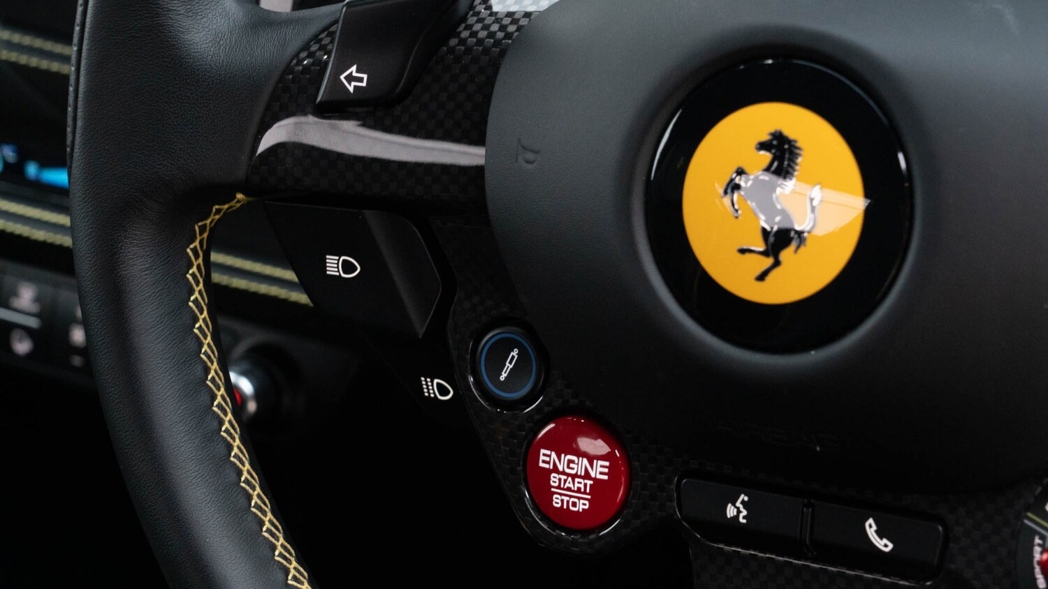 Used Ferrari F8 Spider 2020 for sale - 76208956: Photo 29