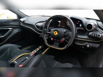 Used Ferrari F8 Spider 2020 for sale - 76208956: Photo