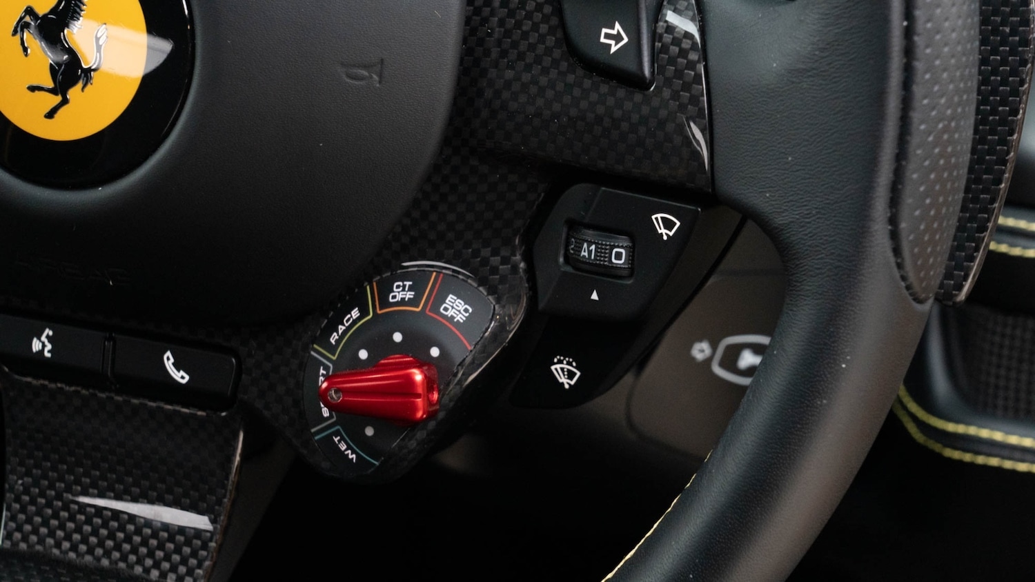 Used Ferrari F8 Spider 2020 for sale - 76208956: Photo 30