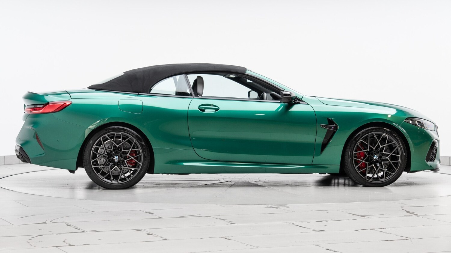 Used BMW M8 2023 for sale - 77470816: Photo 12