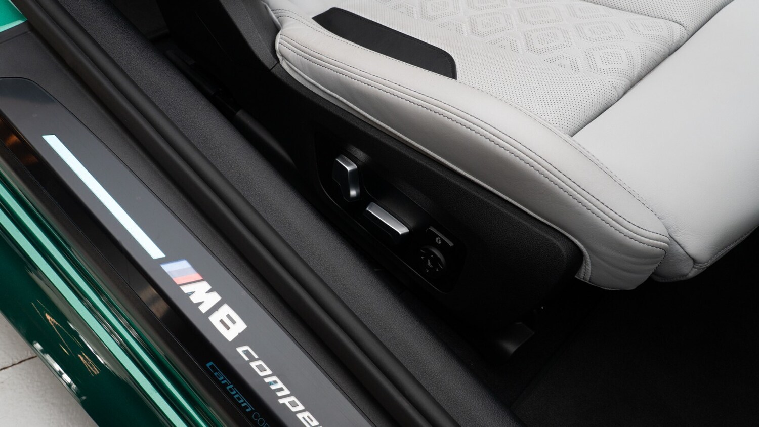 Used BMW M8 2023 for sale - 77470816: Photo 27