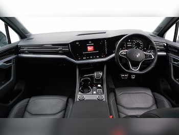 Used Volkswagen Touareg 2025 for sale - 78590767: Photo
