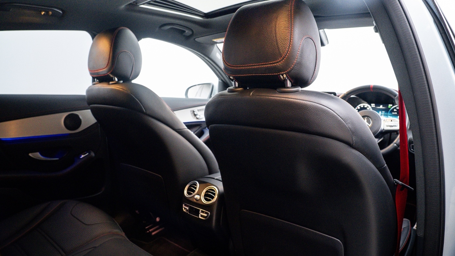 Used Mercedes-Benz GLC 2022 for sale - 77031361: Photo 18