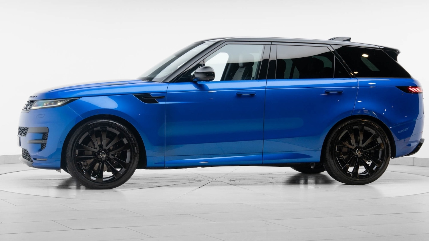 Used Land Rover Range Rover Sport 2025 for sale - 76635558: Photo 4