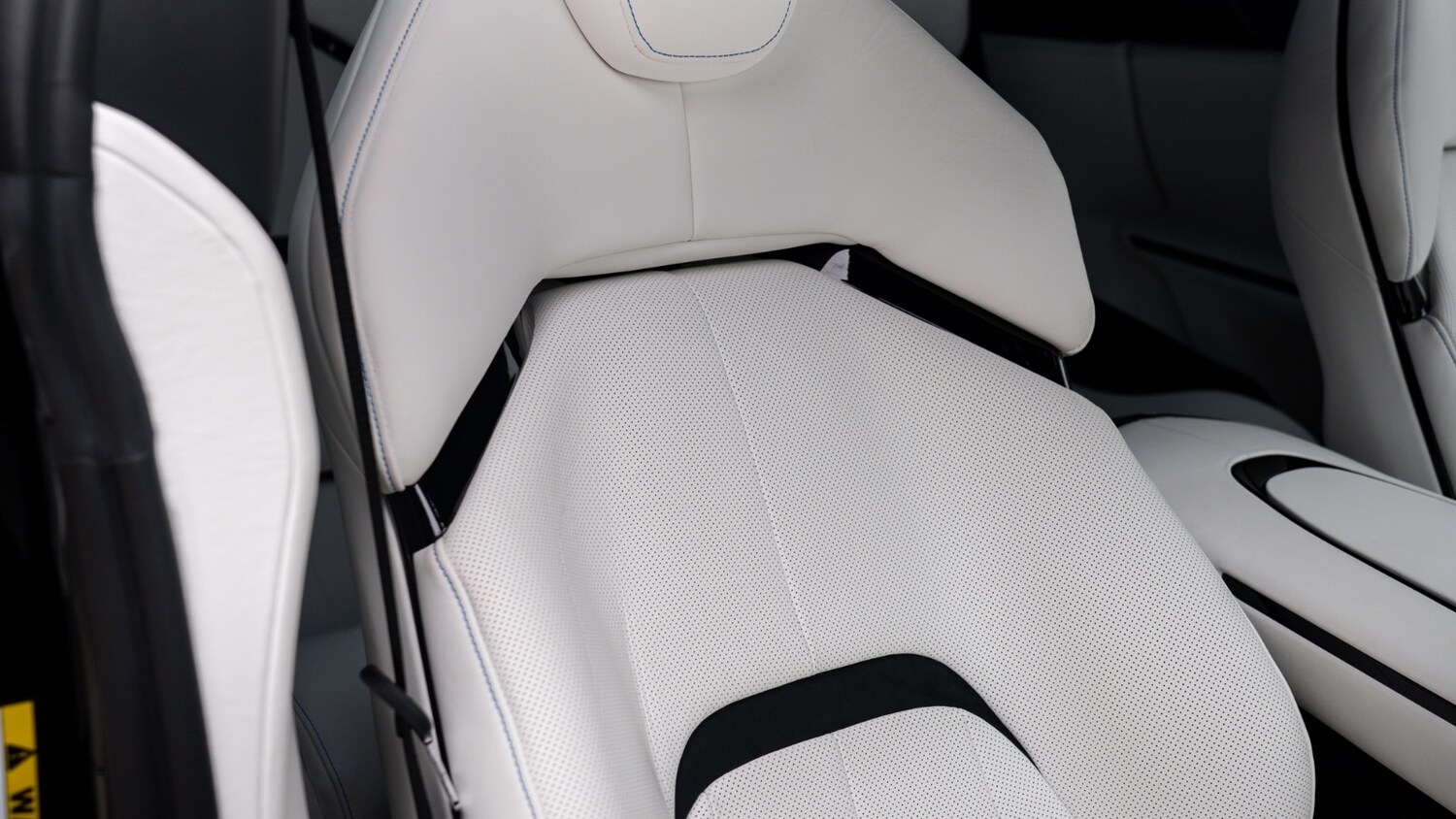 Used Ferrari Purosangue 2025 for sale - 77934286: Photo 16