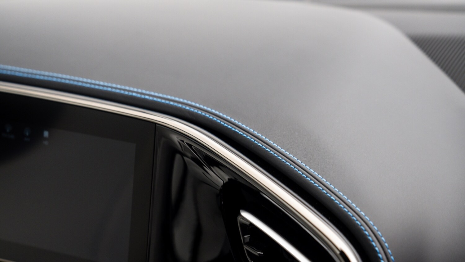 Used Ferrari Purosangue 2025 for sale - 77934286: Photo 30