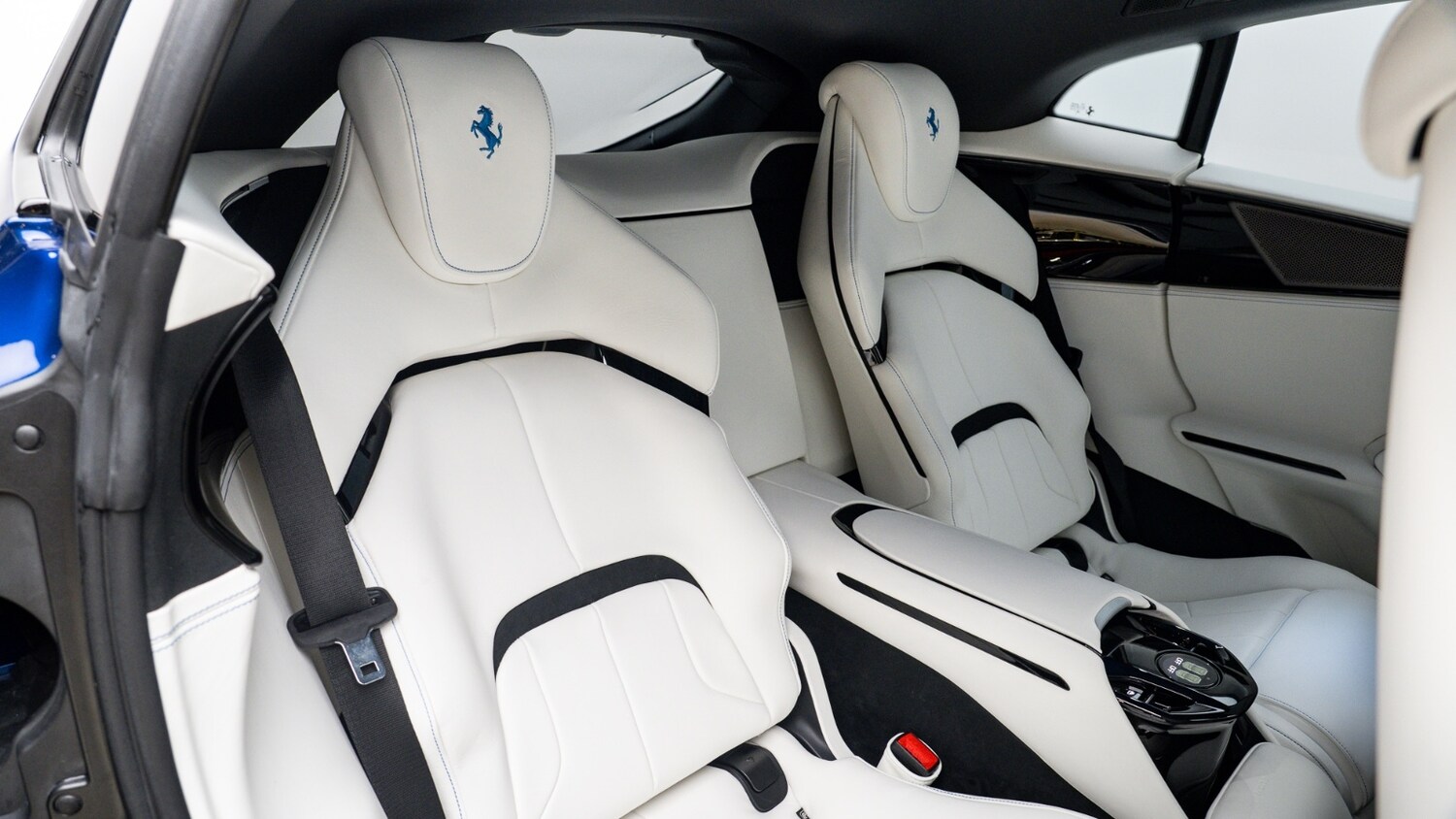 Used Ferrari Purosangue 2025 for sale - 77934286: Photo 9