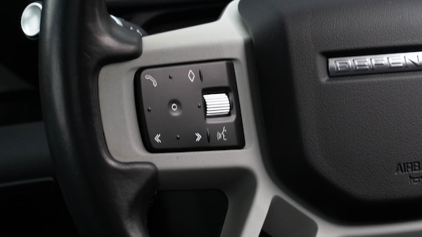 Used Land Rover Defender 2023 for sale - 76183836: Photo 29