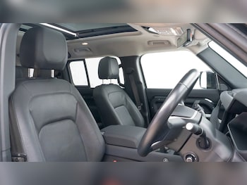 Used Land Rover Defender 2023 for sale - 76183836: Photo 3