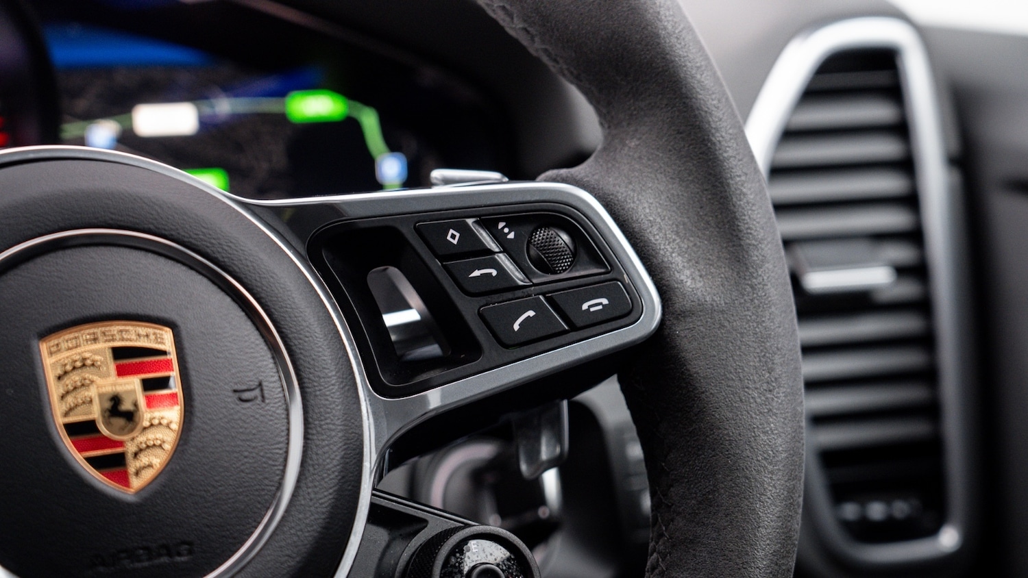 Used Porsche Cayenne 2023 for sale - 77036006: Photo 11