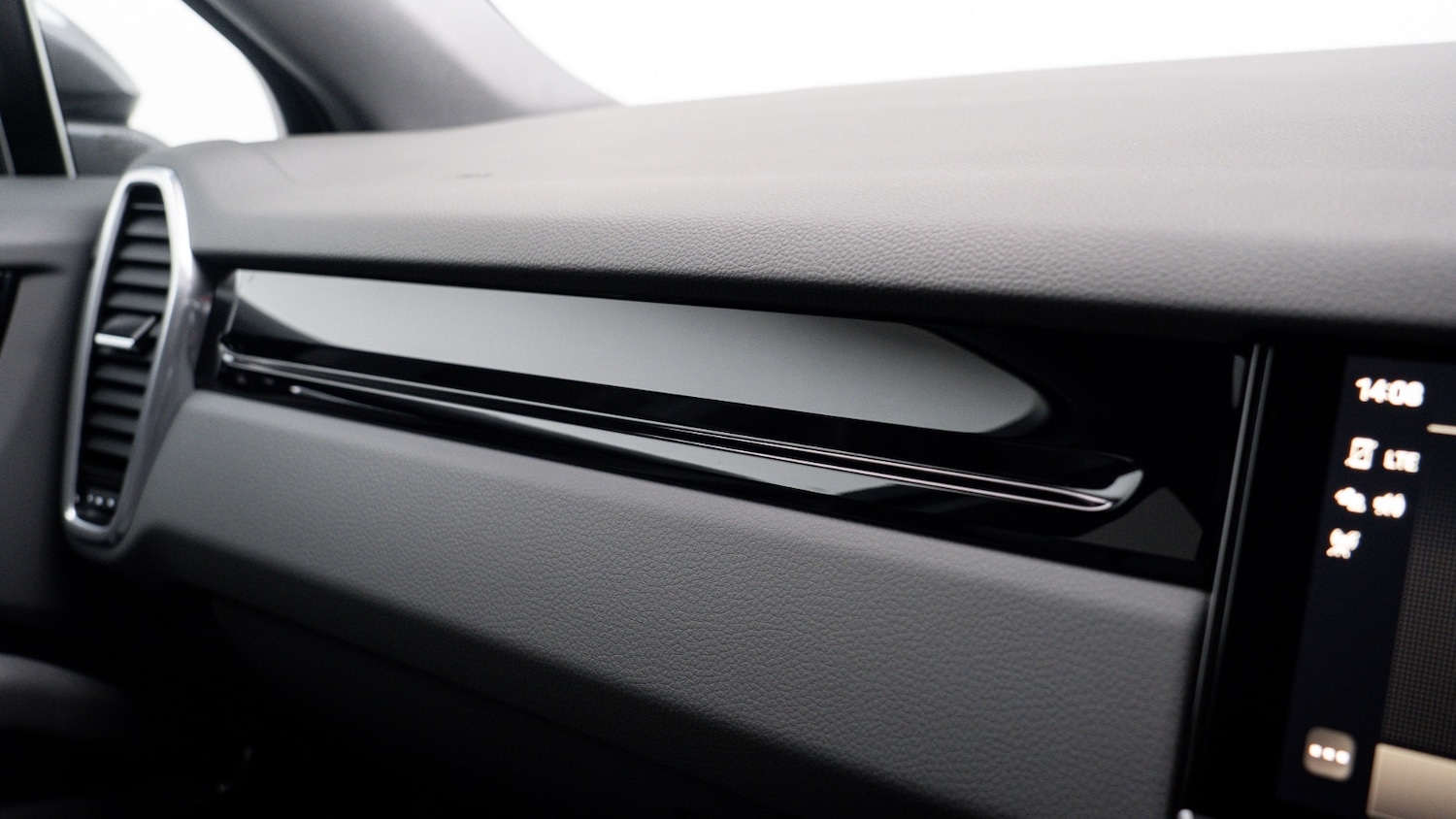 Used Porsche Cayenne 2023 for sale - 77036006: Photo 28