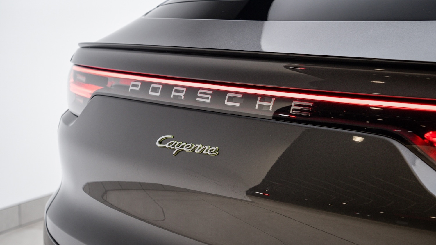 Used Porsche Cayenne 2023 for sale - 77036006: Photo 44