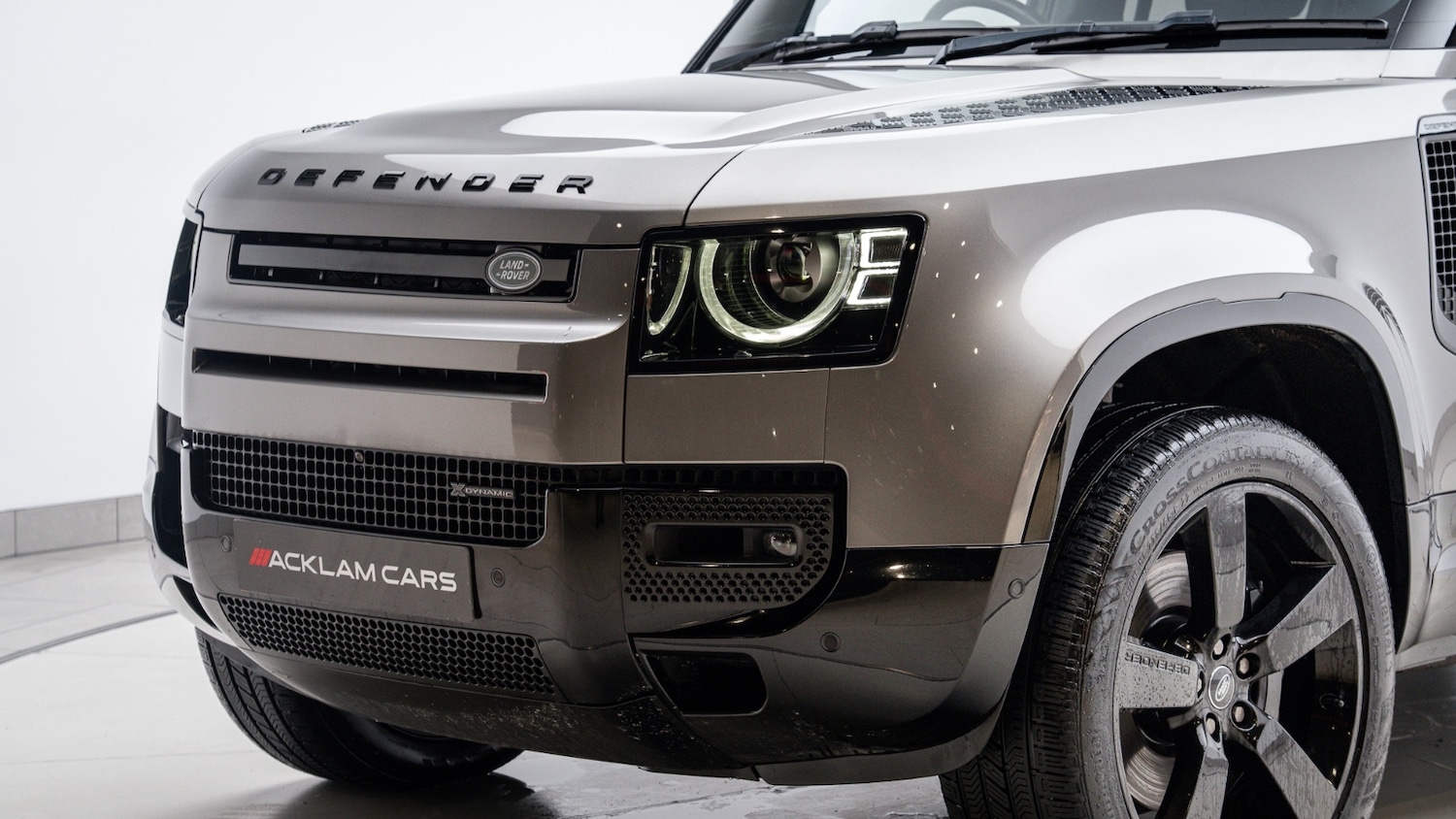 Used Land Rover Defender 2023 for sale - 76948514: Photo 32