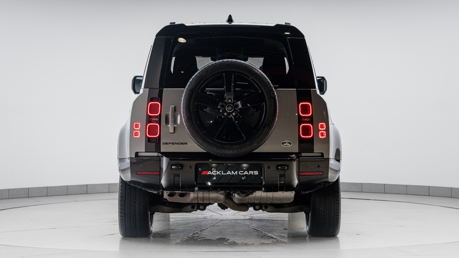 Used Land Rover Defender 2023 for sale - 76948514: Photo 7