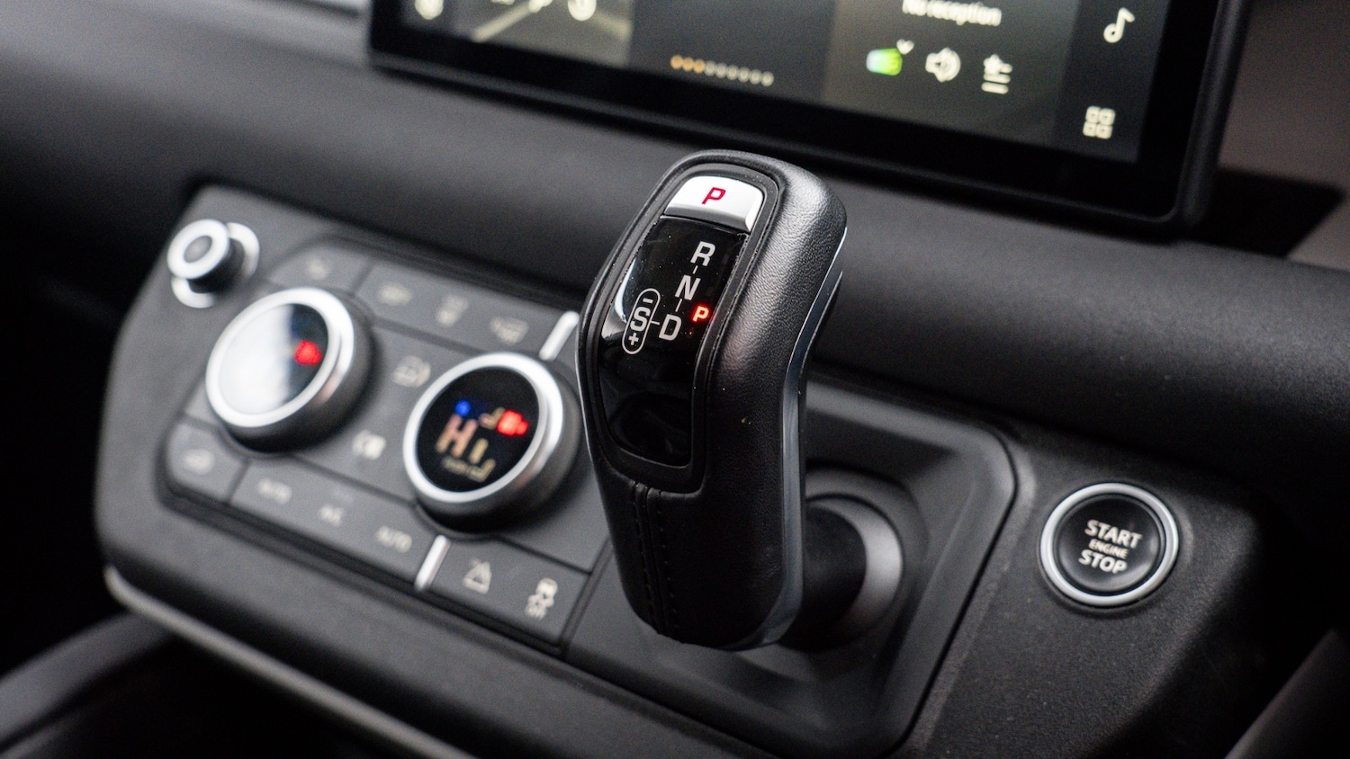 Used Land Rover Defender 2022 for sale - 77063435: Photo 24