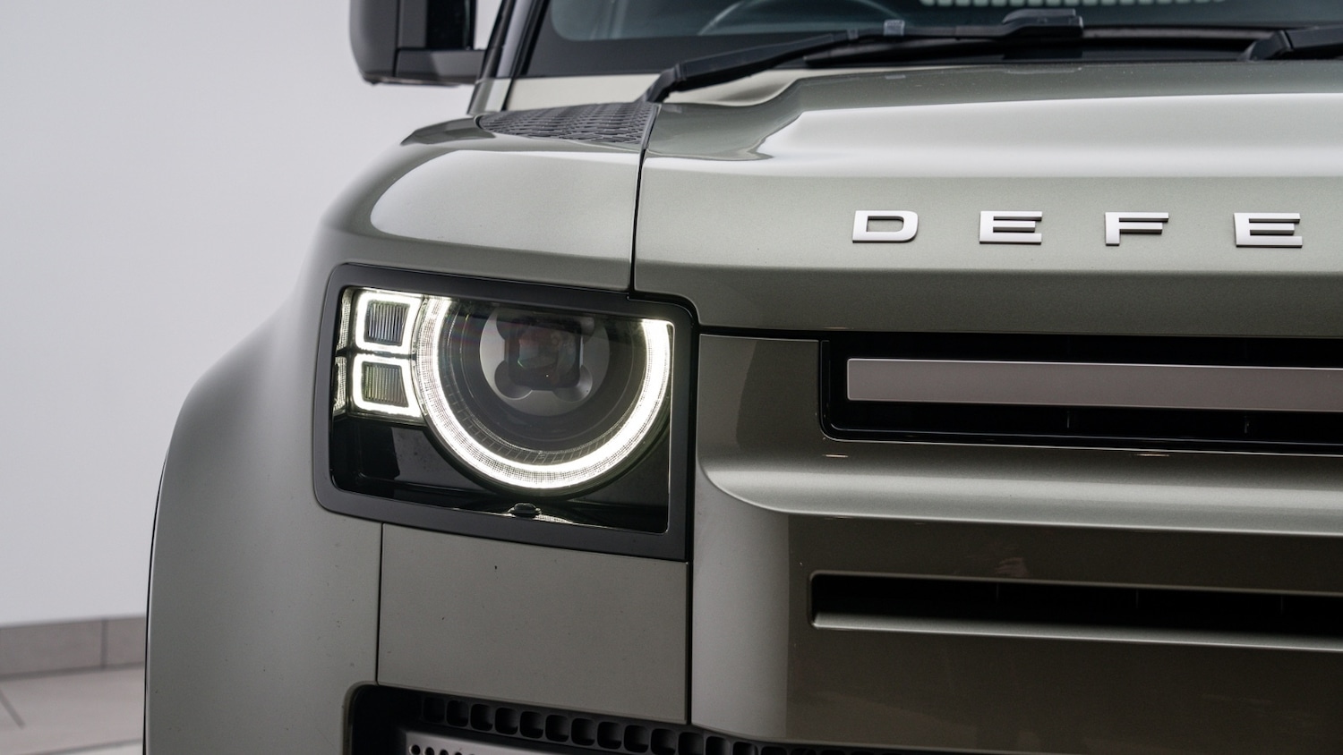 Used Land Rover Defender 2022 for sale - 77063435: Photo 6