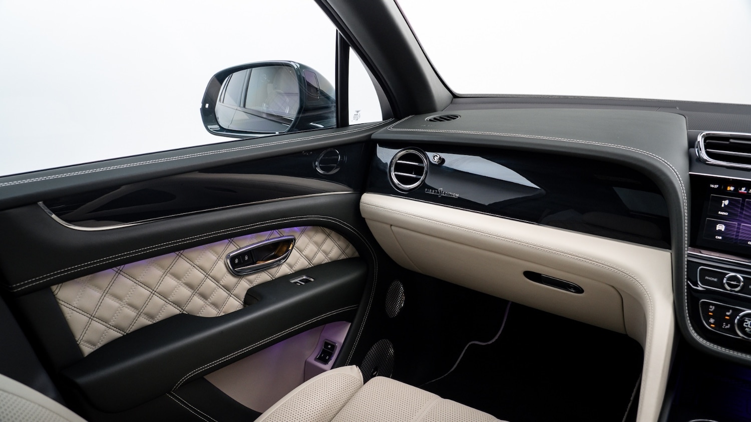 Used Bentley Bentayga 2022 for sale - 77232084: Photo 28