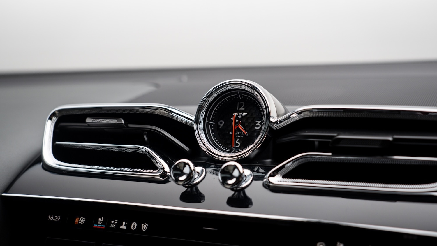 Used Bentley Bentayga 2022 for sale - 77232084: Photo 40