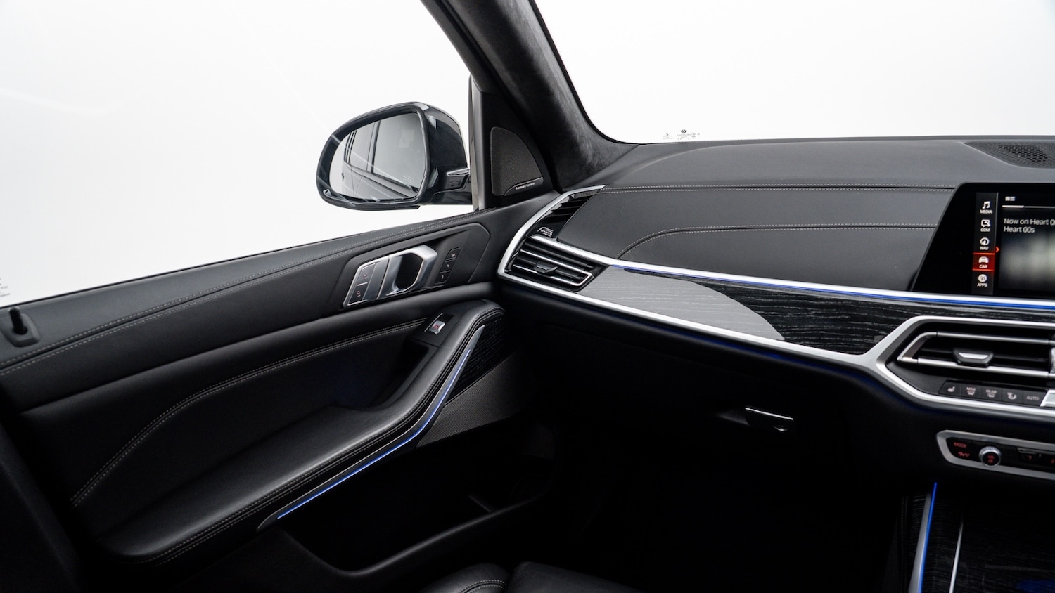 Used BMW X7 2021 for sale - 77071132: Photo 28