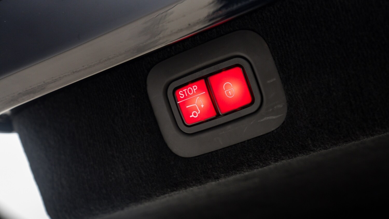 Used Aston Martin DBX 2022 for sale - 77570075: Photo 55