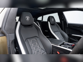 Used Lamborghini Urus 2025 for sale - 77673869: Photo
