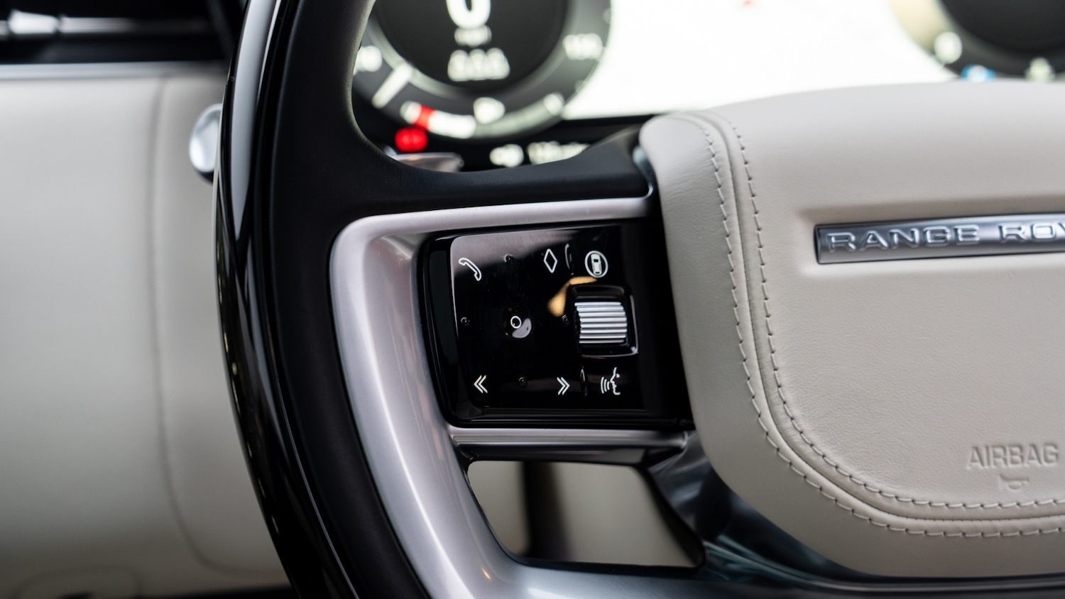 Used Land Rover Range Rover 2025 for sale - 77326316: Photo 14