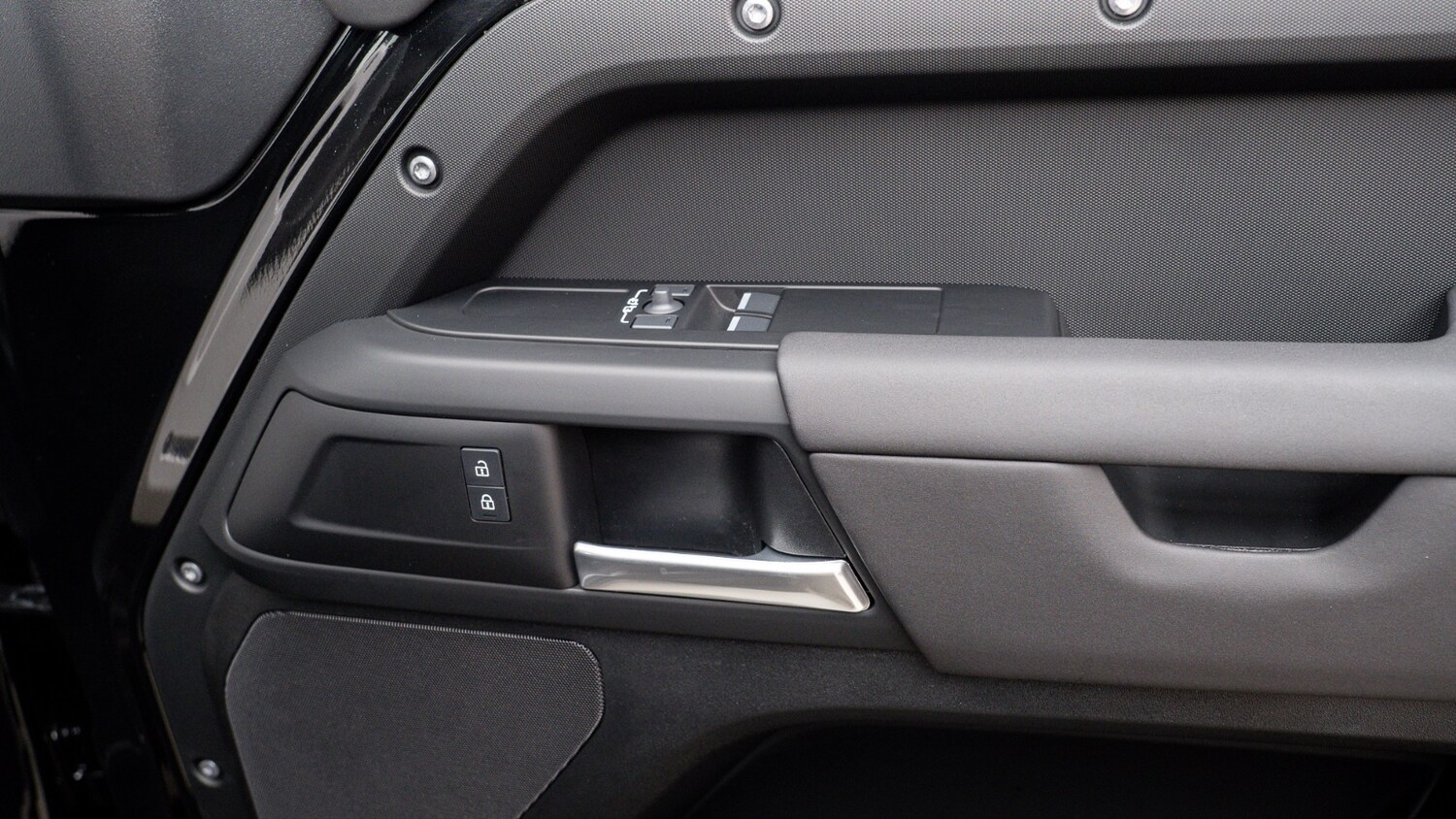 Used Land Rover Defender 2025 for sale - 76907880: Photo 22