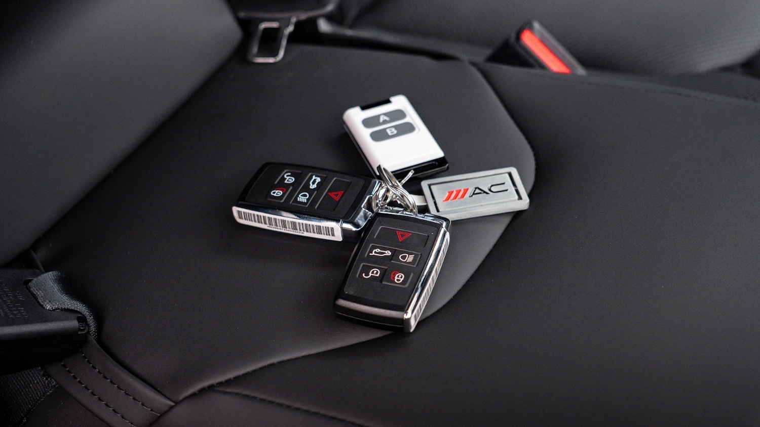 Used Land Rover Defender 2025 for sale - 76907880: Photo 34