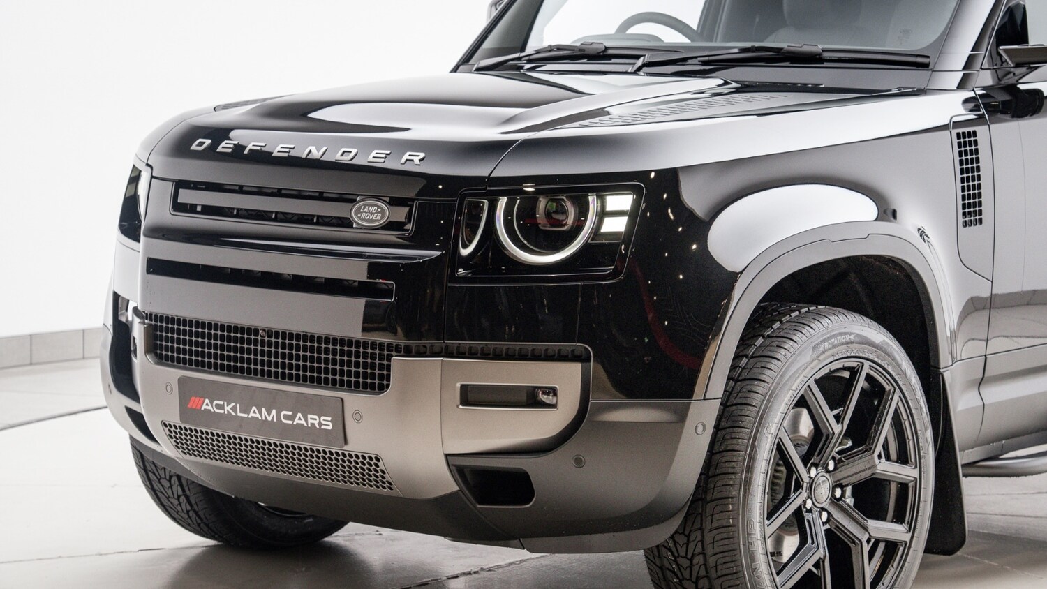 Used Land Rover Defender 2025 for sale - 76907880: Photo 7