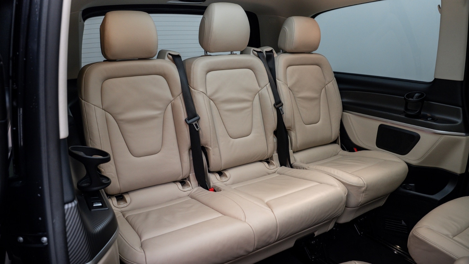 Used Mercedes-Benz V-Class 2023 for sale - 77545137: Photo 11