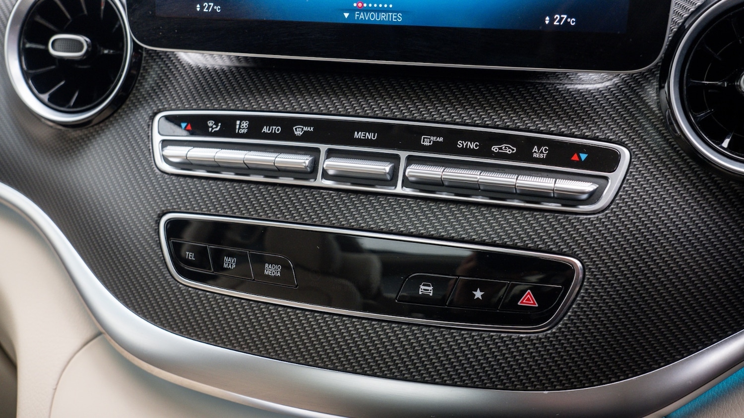 Used Mercedes-Benz V-Class 2023 for sale - 77545137: Photo 32