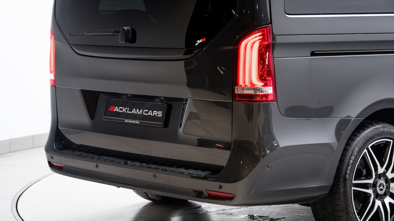 Used Mercedes-Benz V-Class 2023 for sale - 77545137: Photo 37