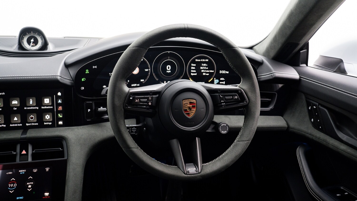 Used Porsche Taycan 2024 for sale - 77959980: Photo 13