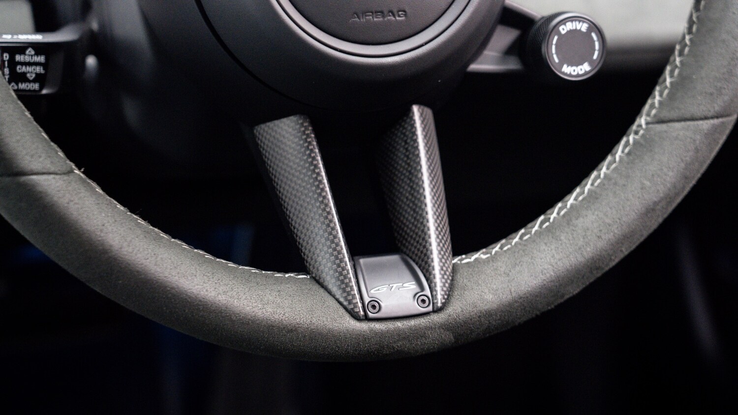 Used Porsche Taycan 2024 for sale - 77959980: Photo 17