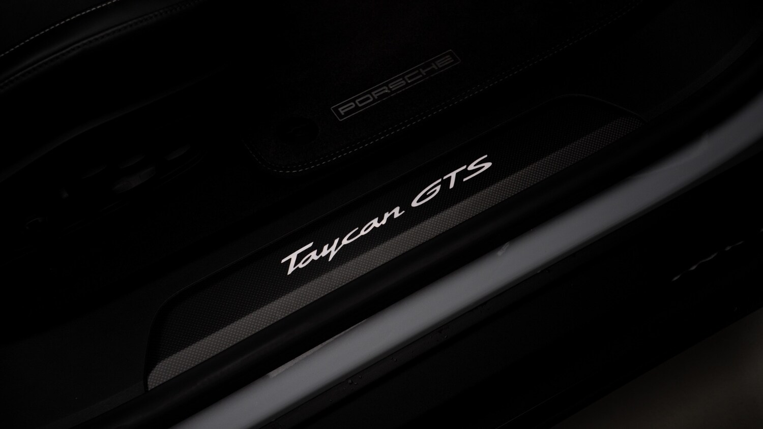 Used Porsche Taycan 2024 for sale - 77959980: Photo 35