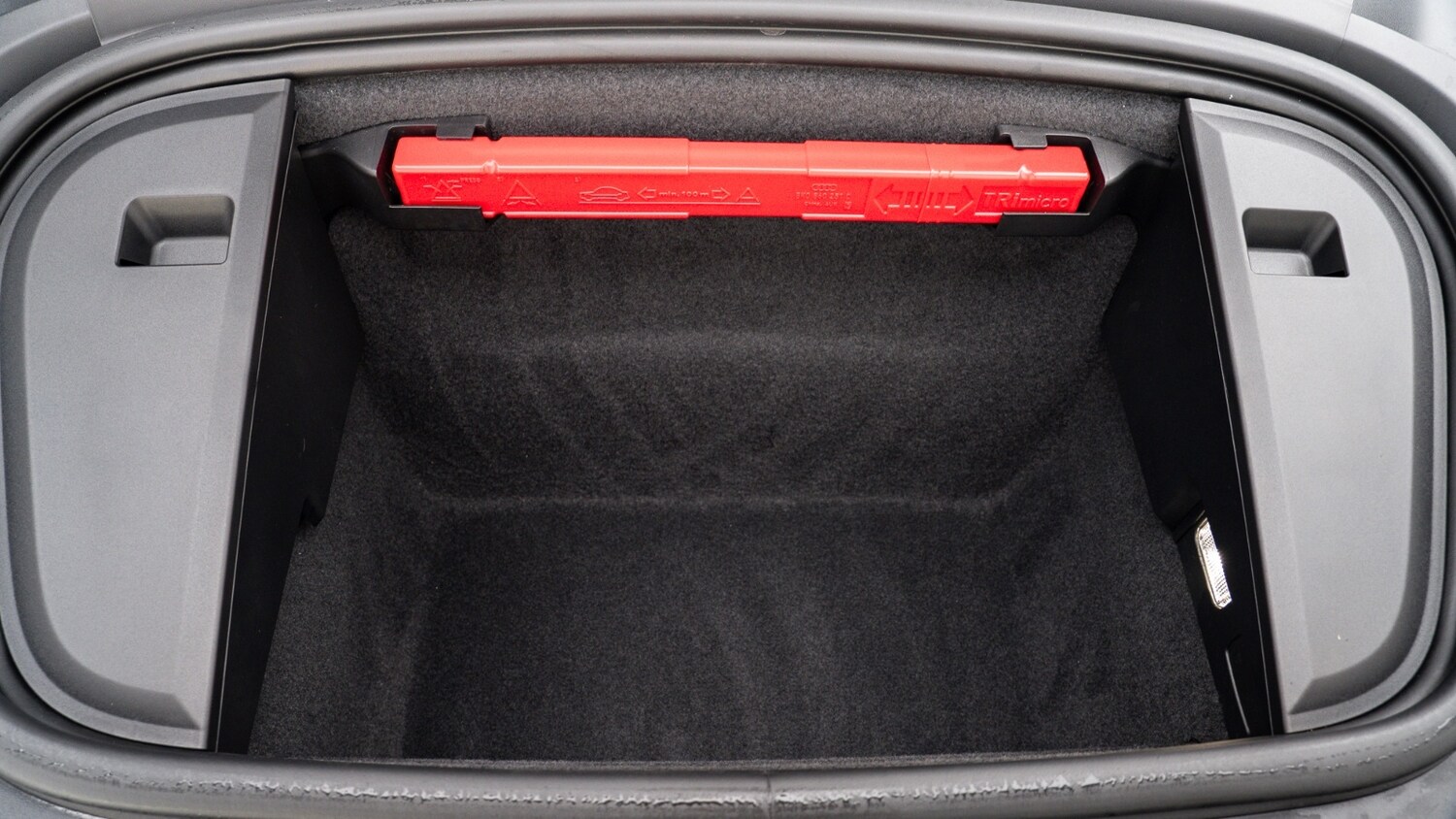 Used Porsche Taycan 2024 for sale - 77959980: Photo 40