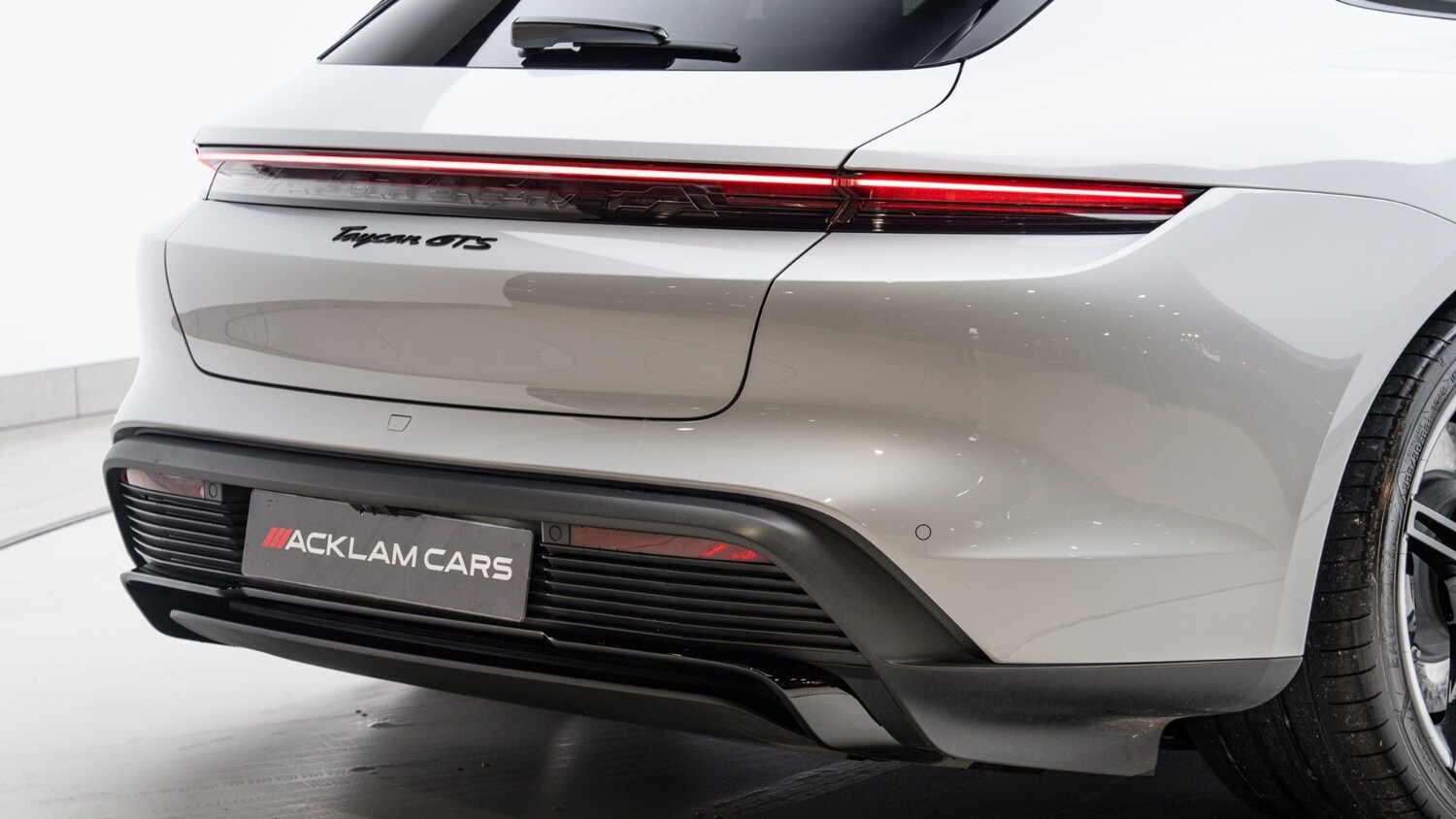 Used Porsche Taycan 2024 for sale - 77959980: Photo 51