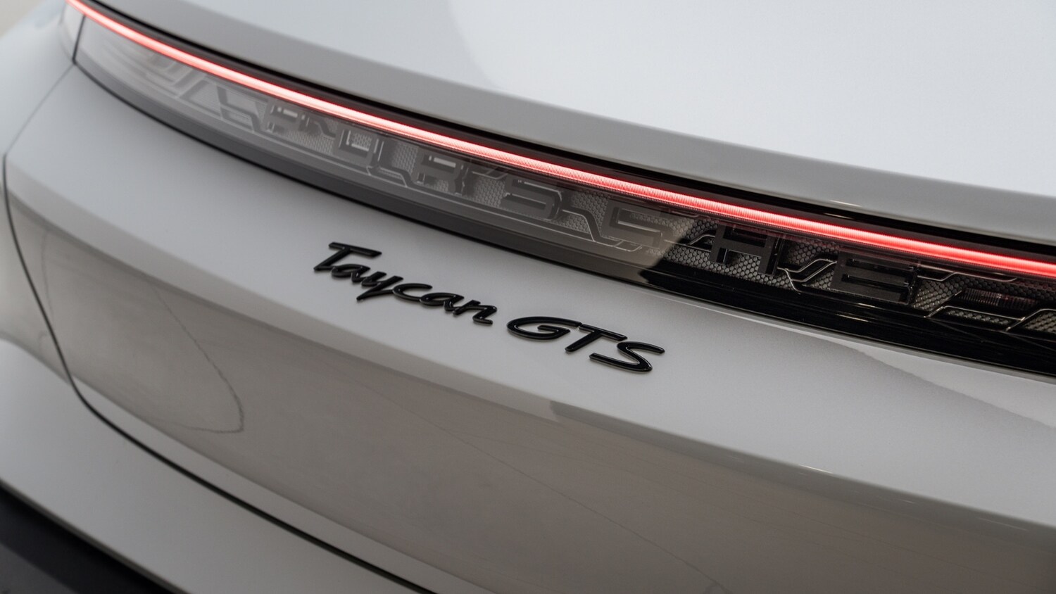 Used Porsche Taycan 2024 for sale - 77959980: Photo 54