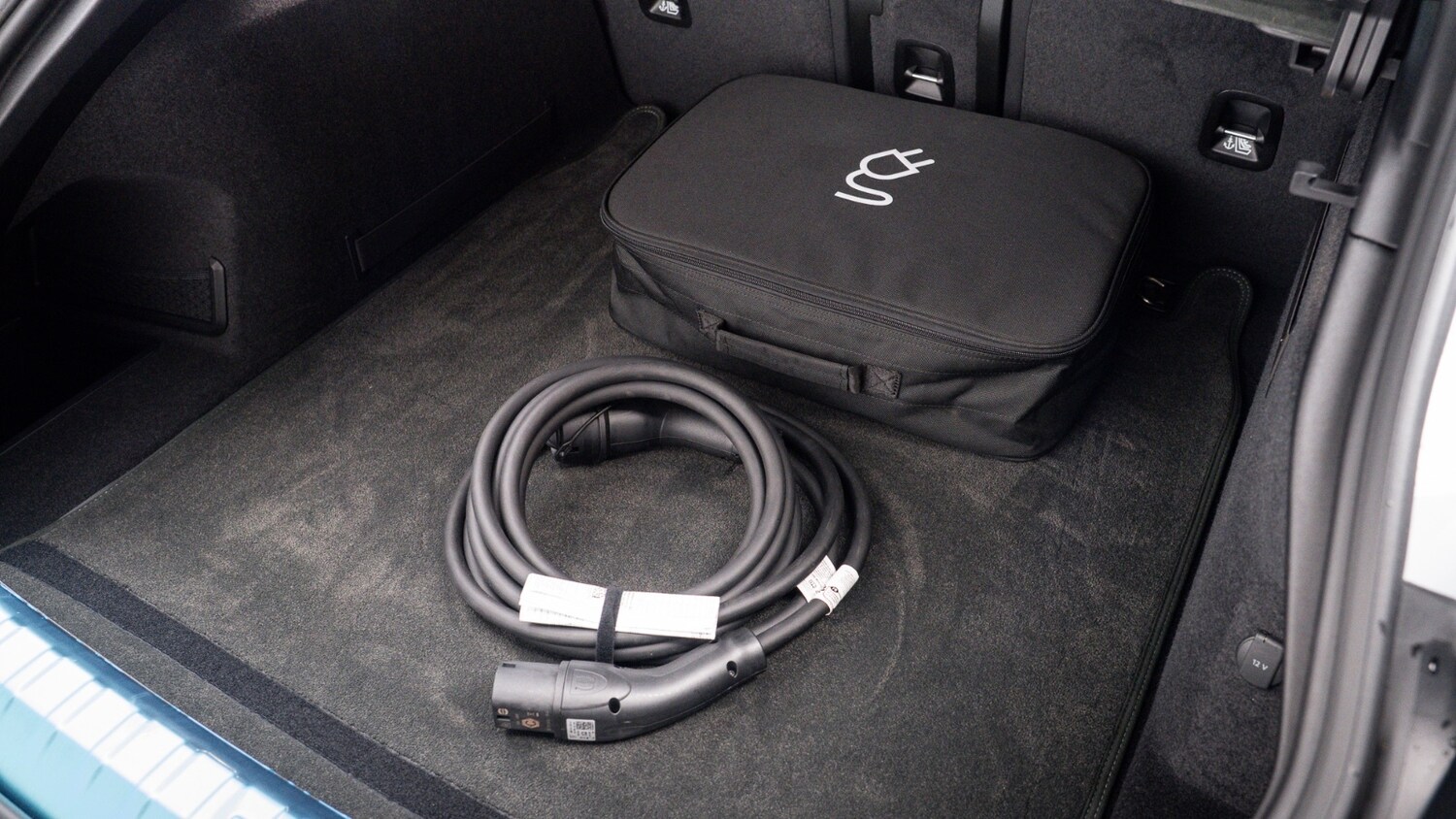 Used Porsche Taycan 2024 for sale - 77959980: Photo 8