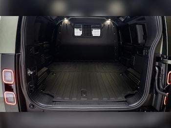 Used Land Rover Defender 2026 for sale - 78277751: Photo