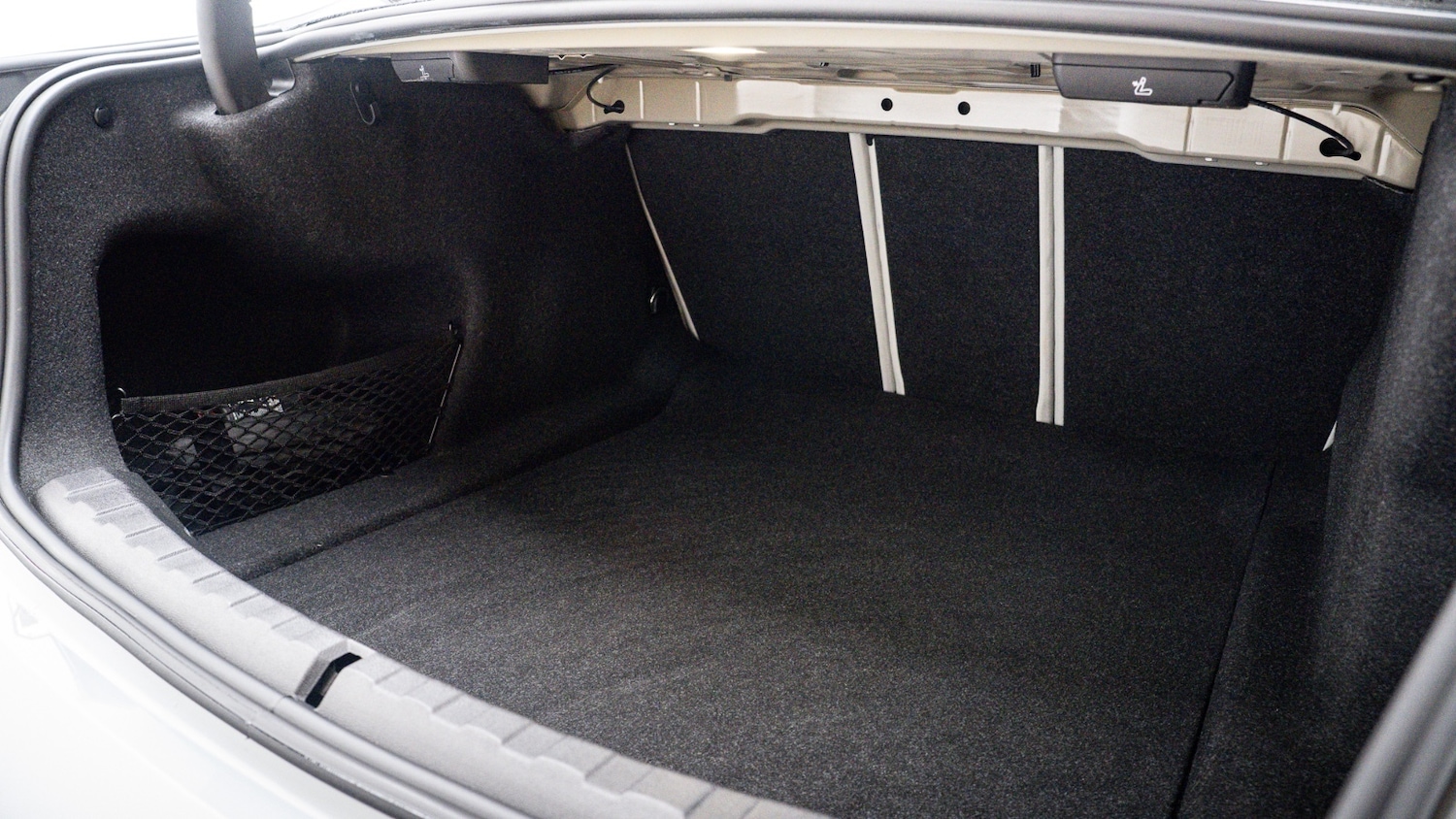 Used BMW 3 Series 2025 for sale - 76894695: Photo 47