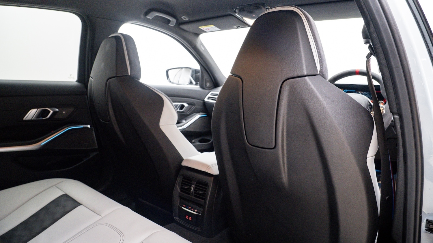 Used BMW 3 Series 2025 for sale - 76894695: Photo 9