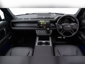 Used Land Rover Defender 2024 for sale - 77877538: Photo