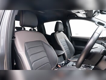 Used Volkswagen Amarok 2025 for sale - 76124586: Photo 3