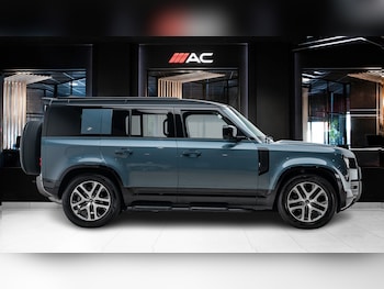 Used Land Rover Defender 2023 for sale - 79228988: Photo