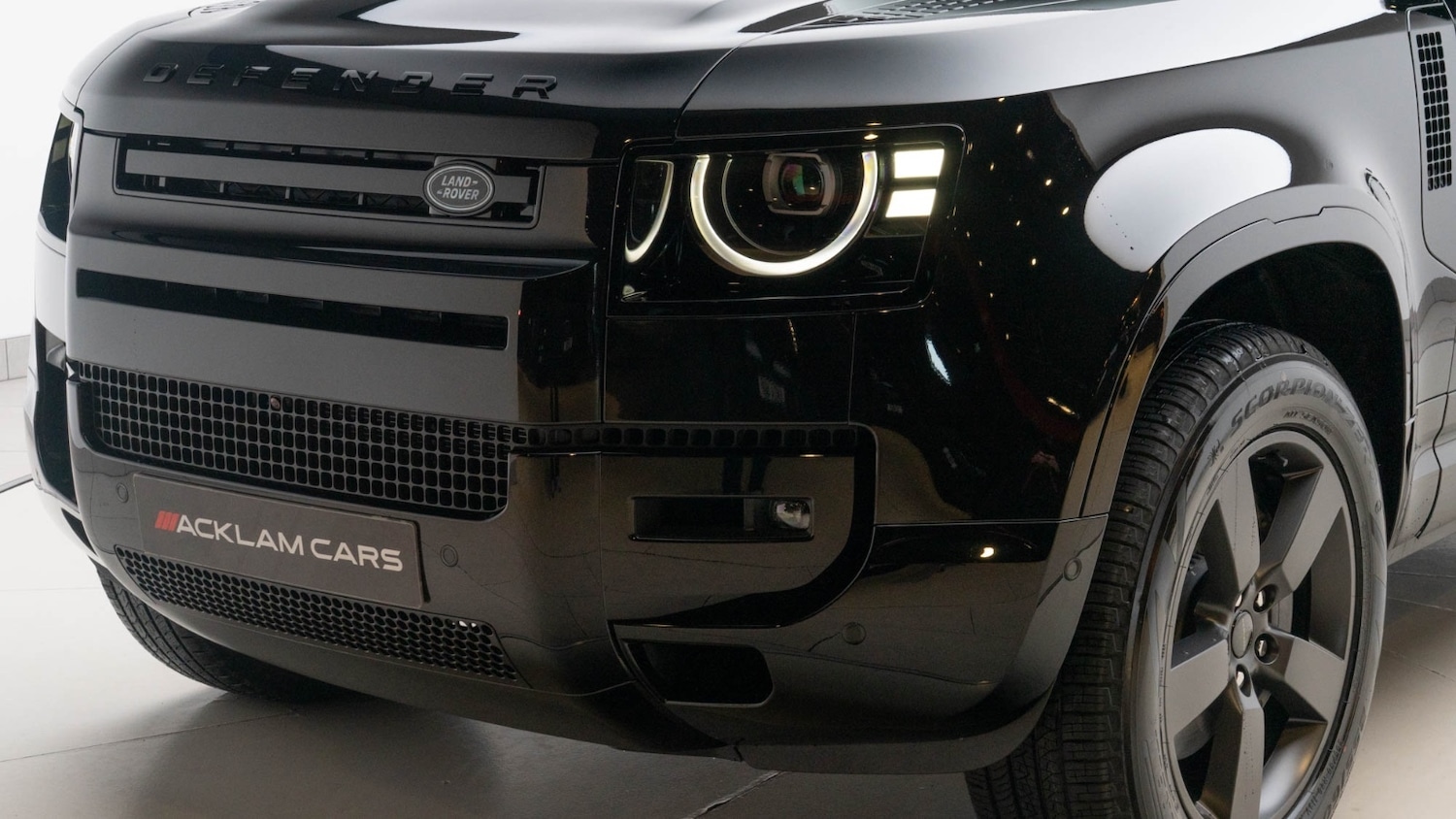 Used Land Rover Defender 2025 for sale - 76640273: Photo 9