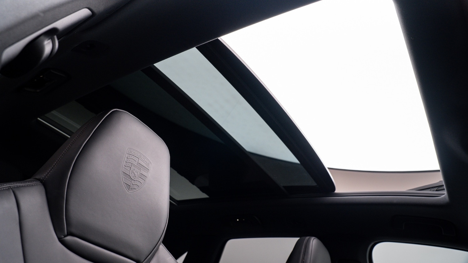 Used Porsche Cayenne 2025 for sale - 76874128: Photo 35