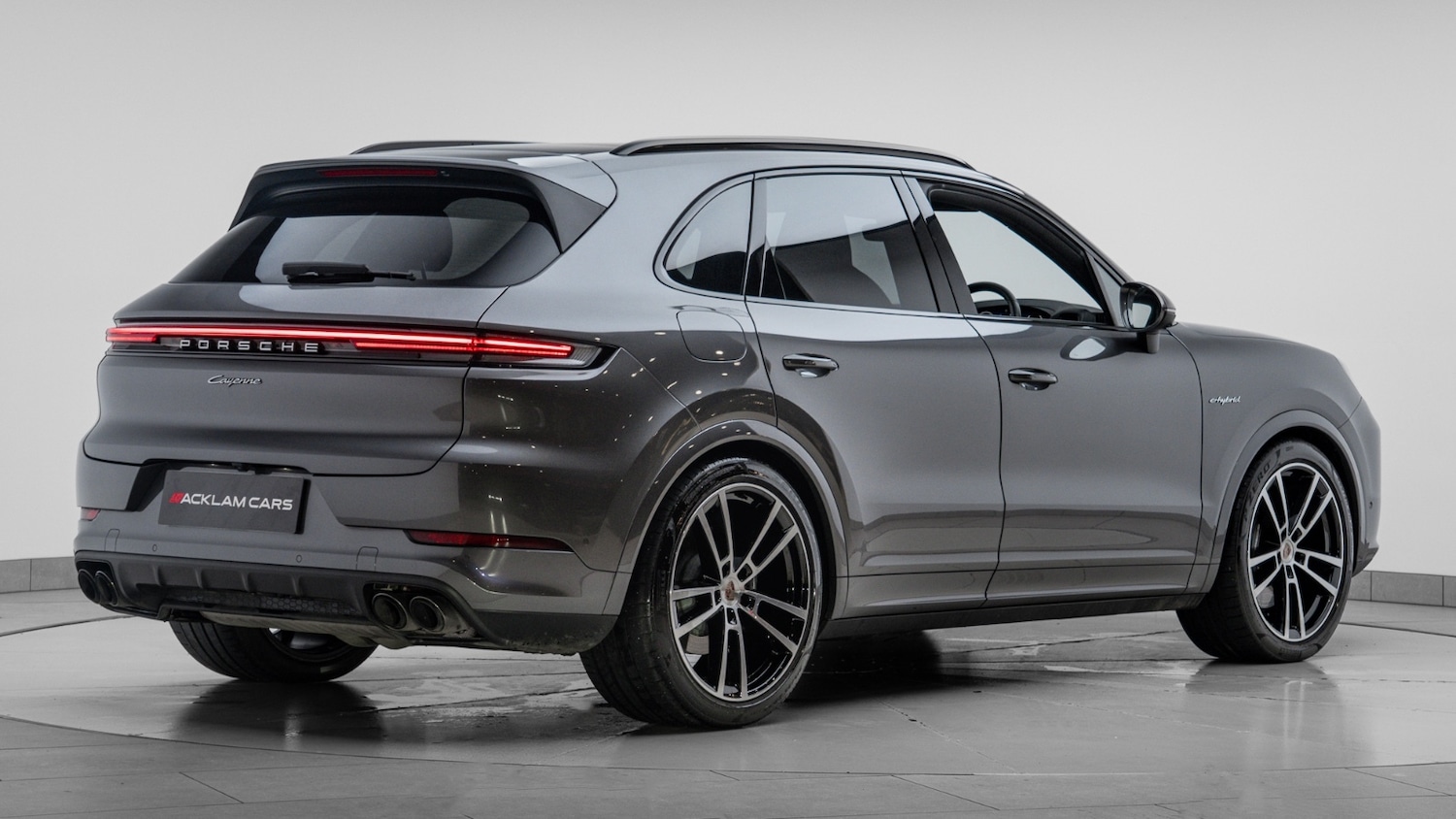 Used Porsche Cayenne 2025 for sale - 76874128: Photo 5